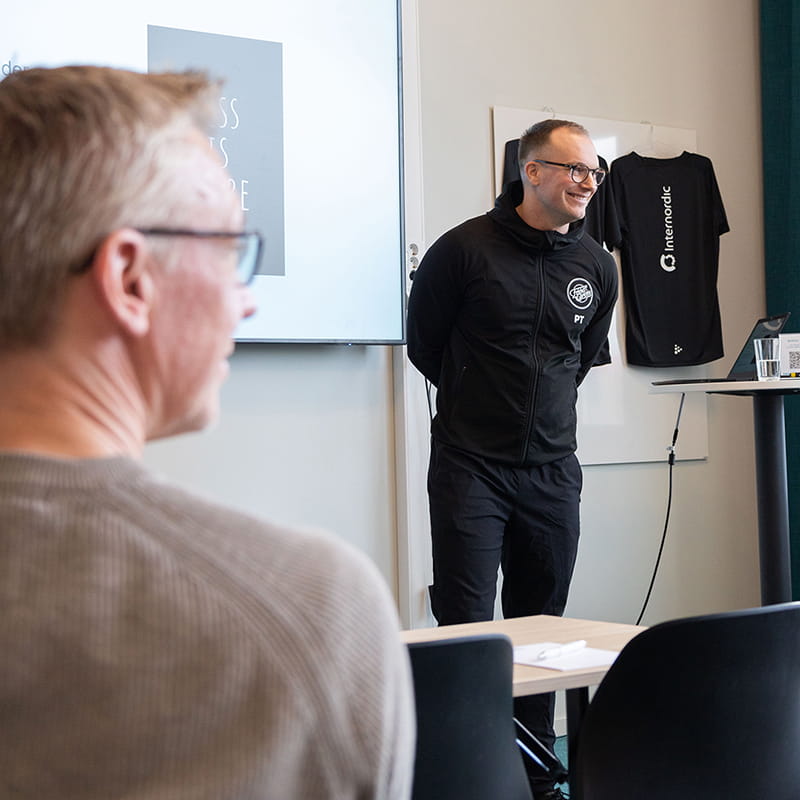 Föreläsning med PT från Friskis & Svettis för att introducera vår nya friskvårdssatsning